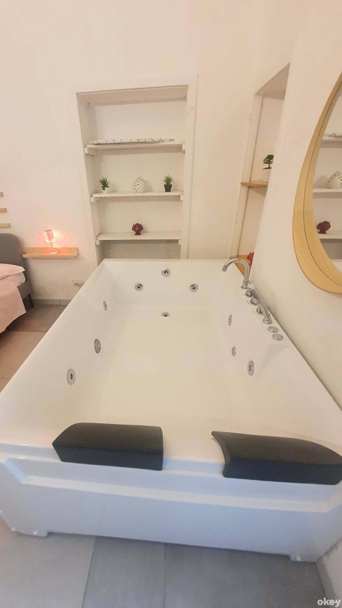 Suite Adriatica Hottube And Sauna Bari Exterior foto