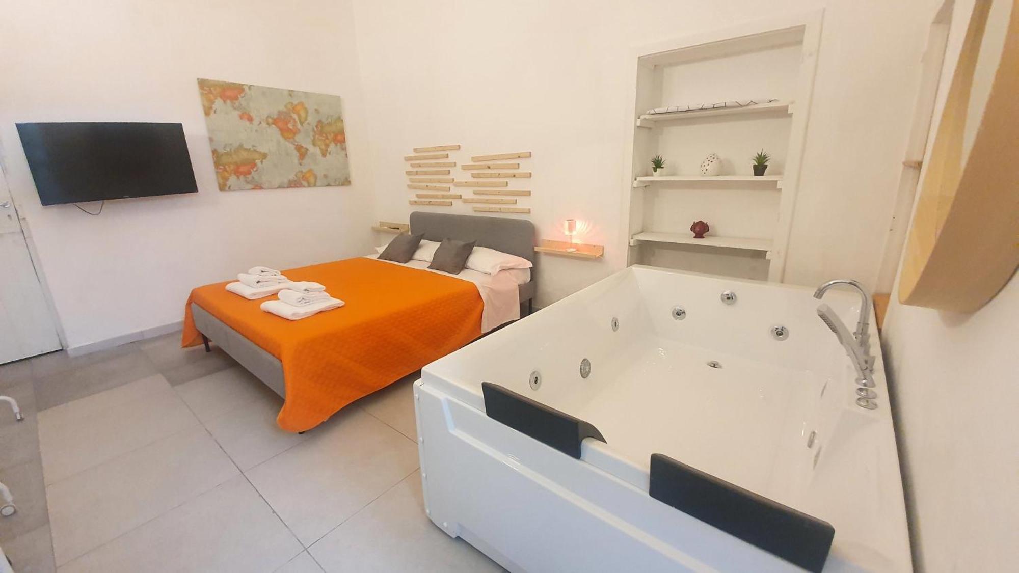Suite Adriatica Hottube And Sauna Bari Exterior foto